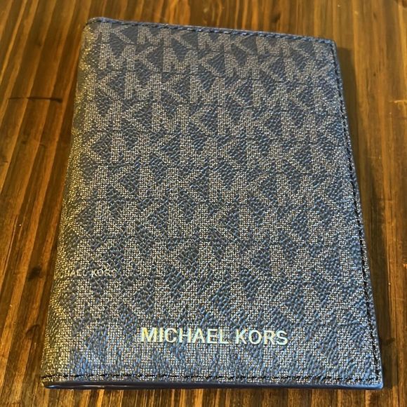 Michael Kors Bags New Michael Kors Bedford Travel Passport Wallet